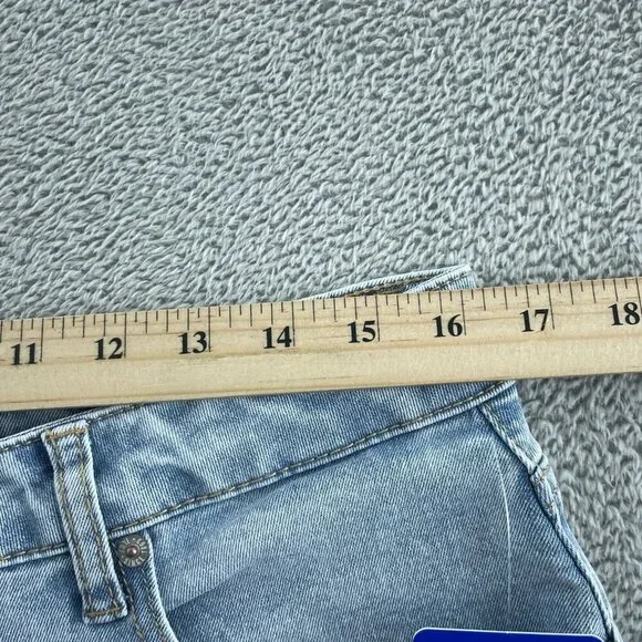 Frye Womens Stevie Wash Jeans Size 10/30 Light Blue Mid-Rise Cropped NWT 3036 - Picture 8 of 12